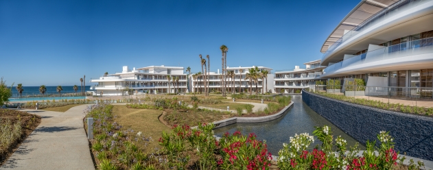 Apartamentos y Áticos- Primera línea de playa- Estepona Estepona